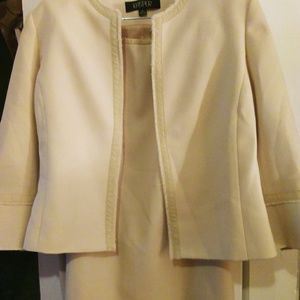 Kasper Ladies Suit (jacket and skirt suit)